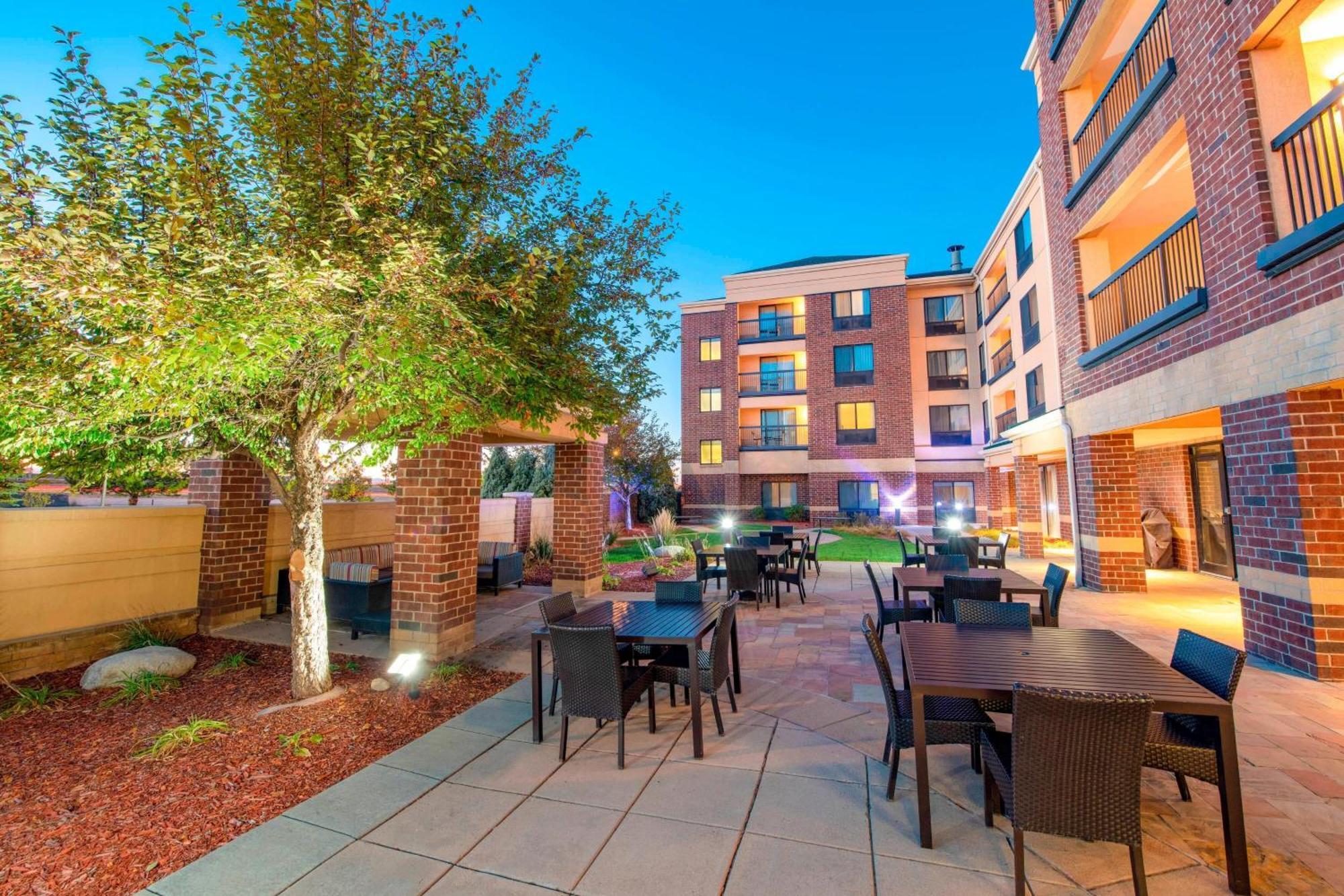 Courtyard Denver South Park Meadows Mall Centennial Exterior photo